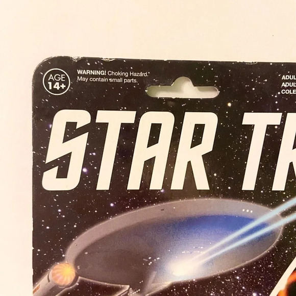 2015 Funko Star  Trek Dr McCoy 3.75 Inch Poseable Action Figures - Picture 7 of 16